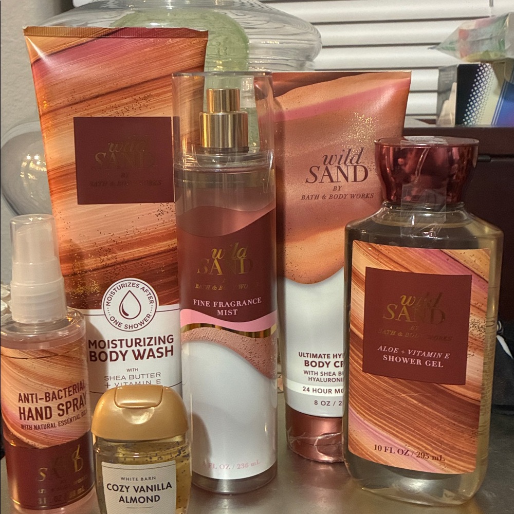 Bath and body Works Wild Sand Gift Set Combo